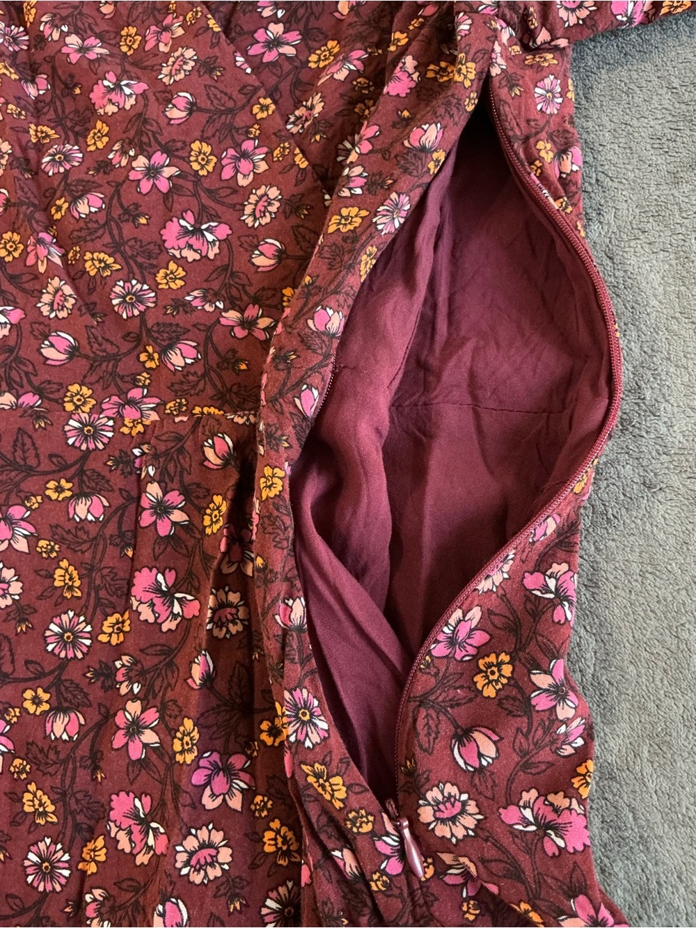 BONGO Maroon Floral Faux-Wrap Mini Dress Bell Sleeves Size:M - Picture 6 of 16